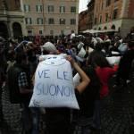 “Pillow Fight”, torna a Roma la guerra dei cuscini (foto)