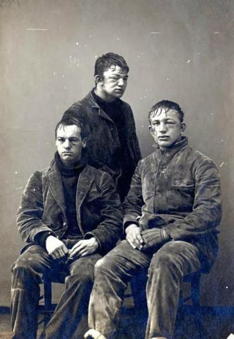 Studenti di Princeton dopo uno scontro a palle di neve tra matricole e studenti del secondo anno, 1893