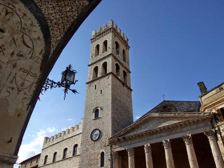Assisi, da San Francesco a Santa Chiara.