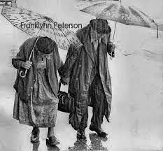 TRA LE BRACCIA VUOTE. TRA LE BRACCIA VUOTE.