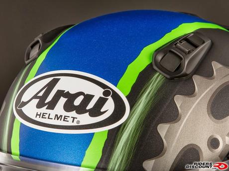 Arai Defiant (Rebel) Replica Josh Hayes 2013 (2014 Collection) Arai Defiant (Rebel) Replica Josh Hayes 2013 (2014 Collection)