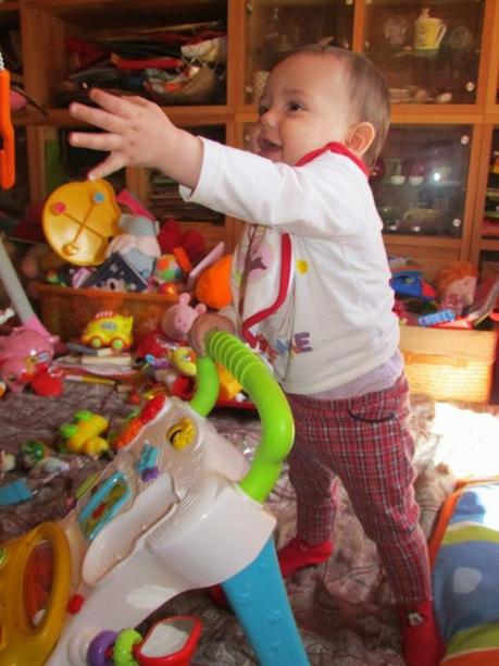 LA QUINTA PARETE - PERCEZIONE DI CIPOLLOTTO SU TONNO FRESCO AL SESAMO CON CIPOLLE CARAMELLATE LA QUINTA PARETE - PERCEZIONE DI CIPOLLOTTO SU TONNO FRESCO AL SESAMO CON CIPOLLE CARAMELLATE