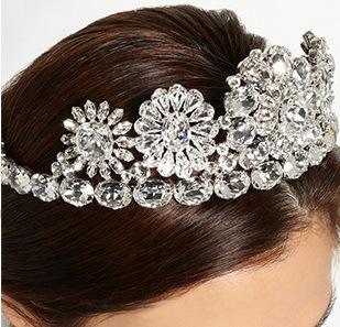 LA SPOSA CON LA TIARA ……. tiara sposa d&g