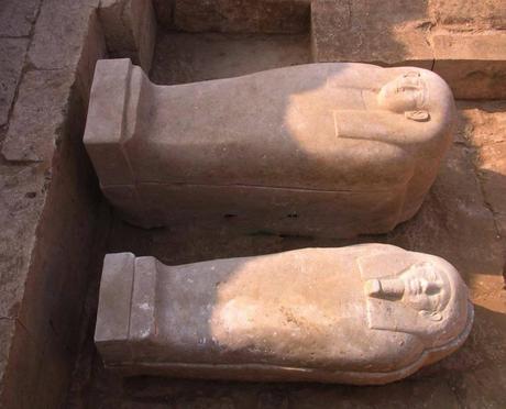 Riemergono sepolture dalle sabbie d'Egitto