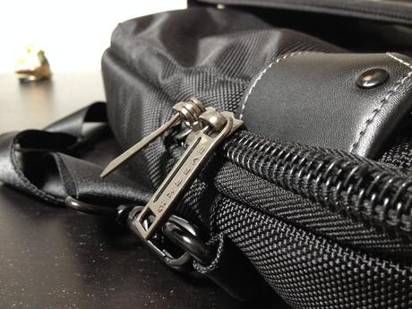 Everki Tempo Briefcase IMG_1787