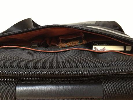 Everki Tempo Briefcase IMG_0455