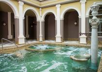 Un’immersione di pace I bagni di Levante appena restituiti alle terme dopo un accurato restauro.