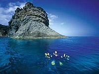 Pantelleria, perla nera del Mediterraneo, è la più grande tra le isole che circondano la Sicilia Pantelleria. Sub