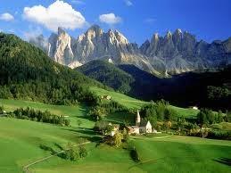 Itinerari e percorsi naturalistici in Trentino, a stretto contatto con la natura incontaminata.