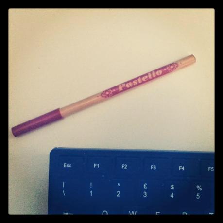 Review: Pastello Amore di Neve Cosmetics Review: Pastello Amore di Neve Cosmetics