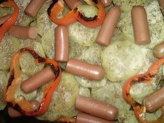 teglia patate e wurstel
ingredienti
patate
wurstel
sp... teglia patate e wurstel
ingredienti
patate
wurstel
sp...