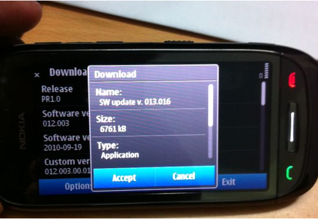 Nokia rilascia il firmware PR1.1 per C7-00 405