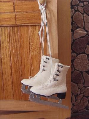 PATTINI DA GHIACCIO PATTINI DA GHIACCIO