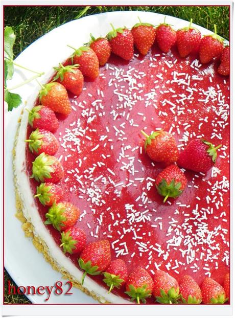 TORTA FREDDA ALLE FRAGOLE