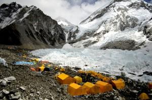 Un Resoconto Personale del Più Grande Disastro sull’Everest
