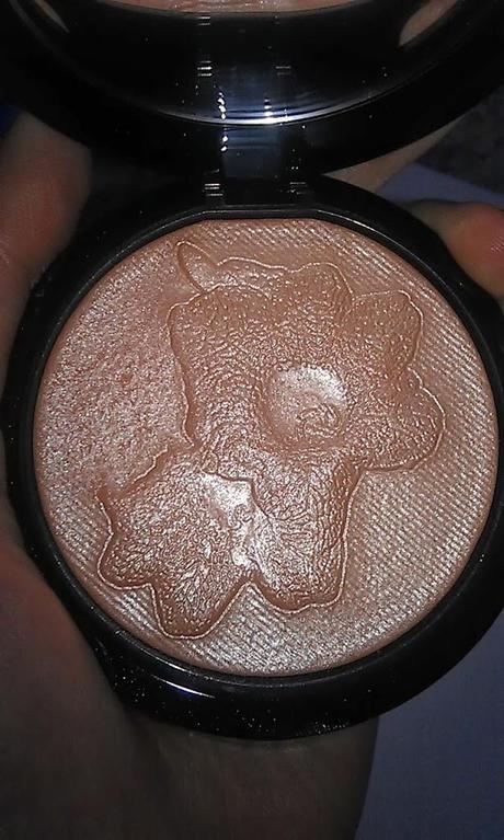 Armani Belladonna highlighter – Illuminanti a confronto