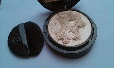 Armani Belladonna highlighter – Illuminanti a confronto