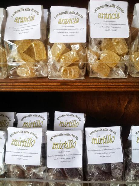 In Viaggio nel Montefeltro: Apicoltura Montana In Viaggio nel Montefeltro: Apicoltura Montana