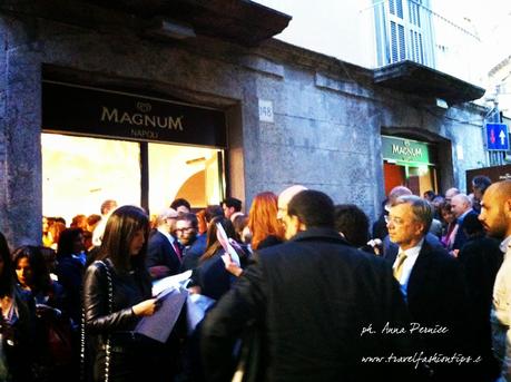 Il Magnum® Pleasure Store apre a Napoli. Sergio Muniz e Maddalena Corvaglia all'inaugurazione