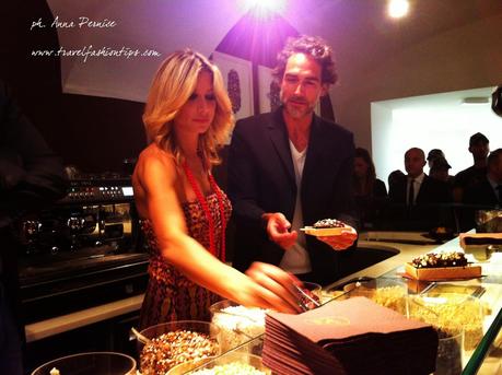 Il Magnum® Pleasure Store apre a Napoli. Sergio Muniz e Maddalena Corvaglia all'inaugurazione