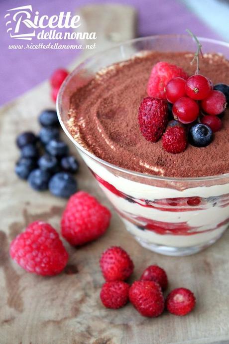 Ricetta tiramisù ai frutti di bosco