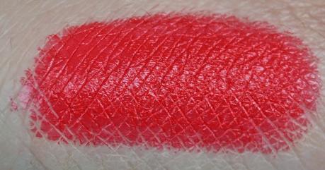 I'm 209 Pupa Hypnotic Coral Swatches