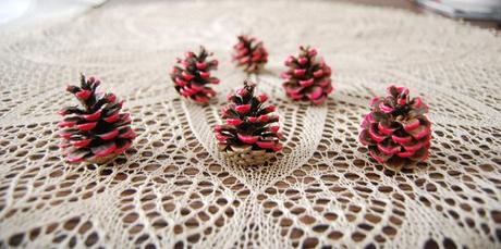 DIY - Decorate with pine cones 5 - Adele Rotella