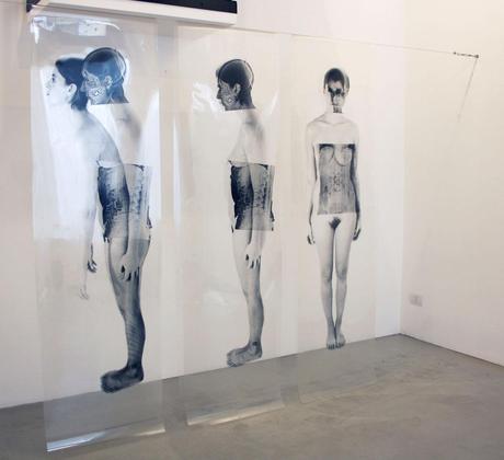 Giancarlo Marcali, Doppelgänger, avanzamento, 2012, Installazione, foto incisione su pellicola Agfa, cm 200x200x20