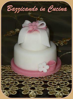 http://bazzicandoincucina.blogspot.it/2013/05/a-sweet-mini-cake.html