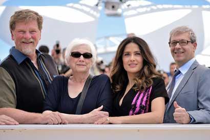 Roger Allers, Joan C. Gratz, Salma Hayek-Pinault and Gaetan Brizzi - Photocall - A Tribute to Animated Films (Hommage au cinéma d'Animation) © AFP / B. Langloi