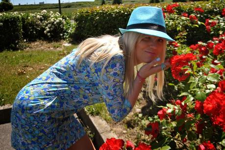 outfit abito stampa vintage e cappello outfit abito stampato e cappello avito stampa vintage abito stampa pucci outfit abito stampa pucci outfit abito ecappello outfit abito manica a 3/4 come abbinare il cappello abbinamento abito e cappello cappello turchese fashion blogger italiane outfit colorblock by felym fashion blog di mariafelicia magno milano fashion blogger milano mariafelicia magno blogger di colorblock by felym outfit sandali a t smalto celeste outfit maggio 2014 outfit primaverili outfit primavera 2014