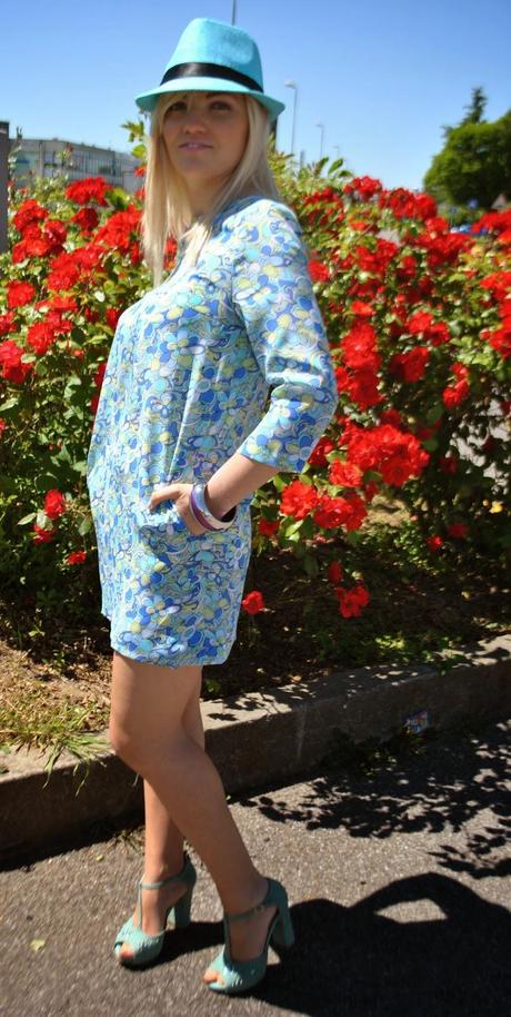 outfit abito stampa vintage e cappello outfit abito stampato e cappello avito stampa vintage abito stampa pucci outfit abito stampa pucci outfit abito ecappello outfit abito manica a 3/4 come abbinare il cappello abbinamento abito e cappello cappello turchese fashion blogger italiane outfit colorblock by felym fashion blog di mariafelicia magno milano fashion blogger milano mariafelicia magno blogger di colorblock by felym outfit sandali a t smalto celeste outfit maggio 2014 outfit primaverili outfit primavera 2014