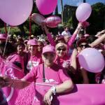 “Race for cure”, in 70mila a Roma alla corsa contro il tumore al seno (foto)