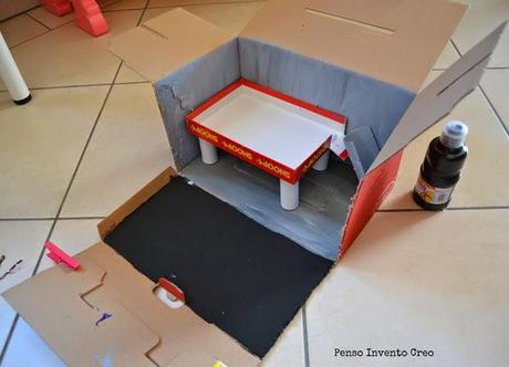 Garage richiudibile fai da te, guest post di Penso+Invento+Creo – DIY recycled foldable Garage