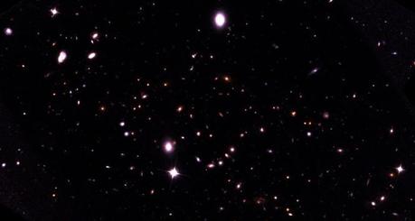 L'ammasso di galassie JKCS 041. Crediti: Stefano Andreon