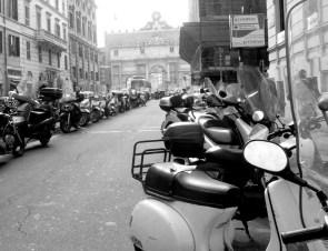 Dolce vita in Vespa. Un quarantenne australiano e un sogno made in Italy.