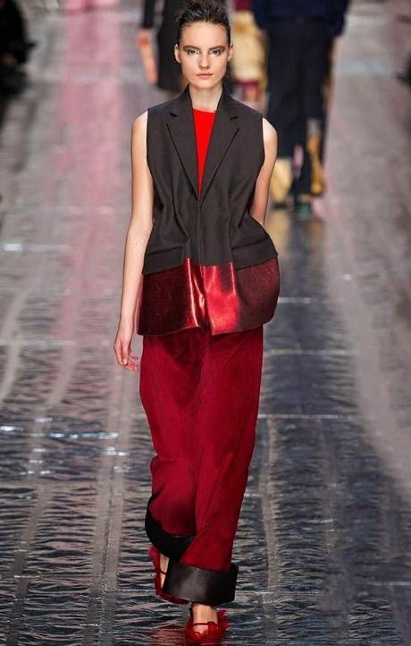 fashion-show-2014-acne-coat-red-black-burgundy