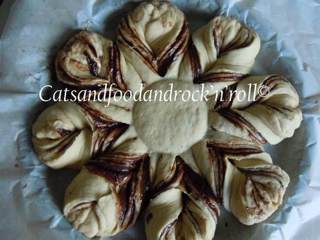 Fiore di panbrioche alla crema Cubarum Venchi, a lievitazione naturale