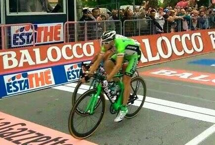 Giro d'Italia 2014, la 13a tappa è di Marco Canola