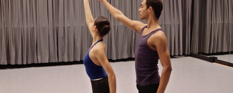 Bouden, ballare in coppia tramite il giroscopio Bounden