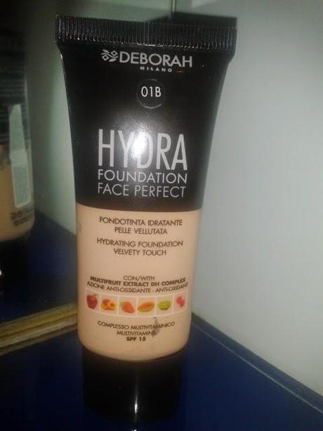 Review Fondotinta Deborah Hydra Foundation Face Perfect