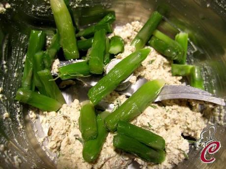 Millefoglie di tofu e asparagi in pasta fillo: il cruccio che trova la via d'espressione in una nuova conferma di gusto