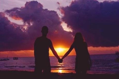 Se la coppia è scoppiata, ma la vacanza ormai prenotata: un italiano su quattro non rinuncia al viaggio e parte con l'ex Se la coppia è scoppiata, ma la vacanza ormai prenotata: un italiano su quattro non rinuncia al viaggio e parte con l'ex