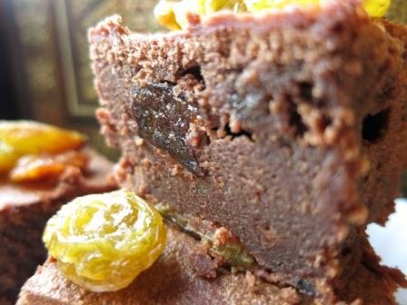 Brownie alle prugne e uva passa gigante Brownie alle prugne e uva passa gigante