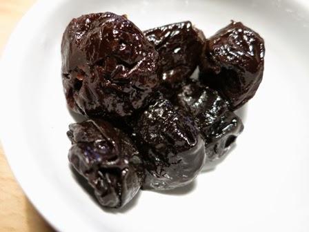 Brownie alle prugne e uva passa gigante Brownie alle prugne e uva passa gigante