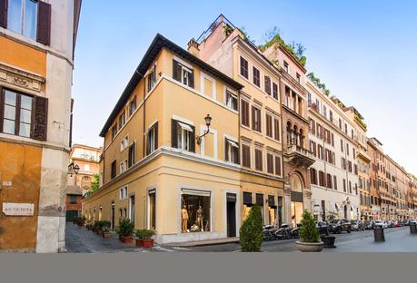 Inaugura il primo flagship store di Canali a Roma