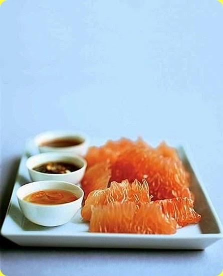 pompelmo rosso con tre salse pompelmo rosso con tre salse