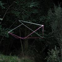 5_014 Le geometrie naturali e urbane di Moneyless