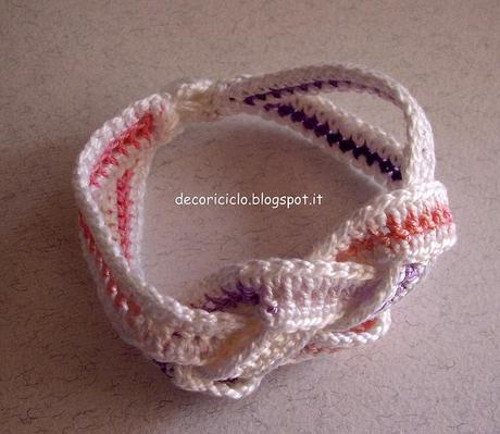 Braccialetto intrecciato all'uncinetto braccialetto uncinetto intrecciato 2