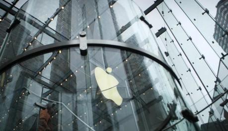 Apple 5° nella classifica di Fortune 500 di quest’anno On Their 10th Anniversary Apple Stores Get A Makeover